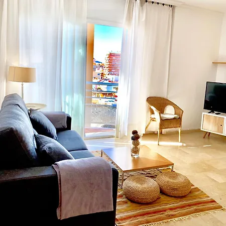 Apartment Beach, Parking, Wifi For 5 People!! Fuengirola