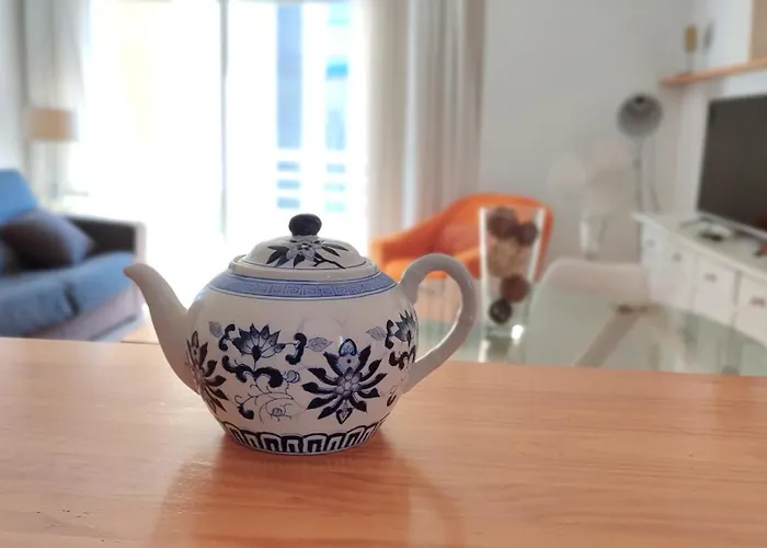 Beach, Parking, Wifi For 5 People!! Fuengirola