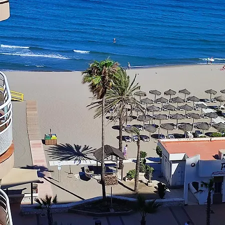 Beach, Parking, Wifi For 5 People!! Daire Fuengirola