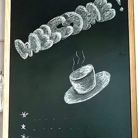 Beach, Parking, Wifi For 5 People!! Apartmán